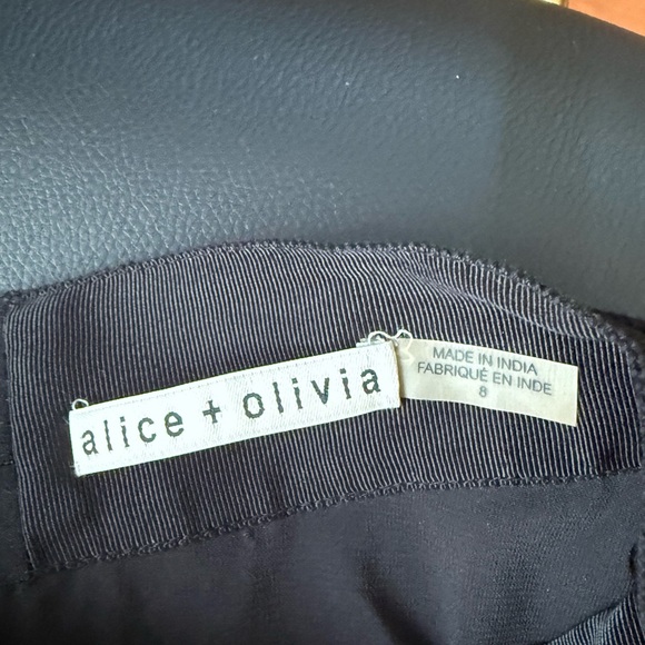 Alice + Olivia Feathered Mini Skirt - Black and Green - Picture 4 of 4